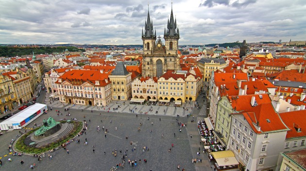 Staromestske namesti large